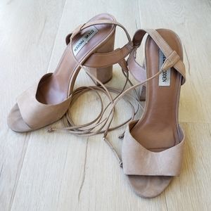 Pre-loved, heeled sandals
